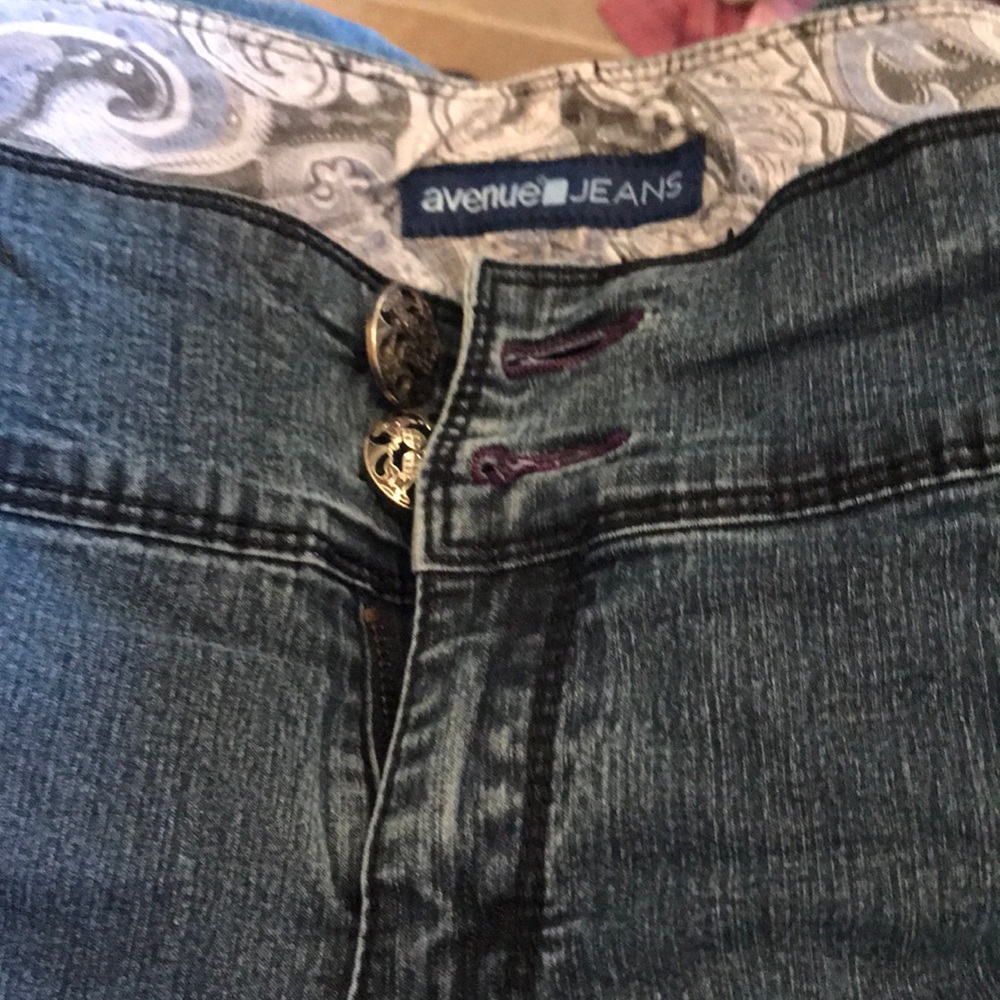 Cute jeans!